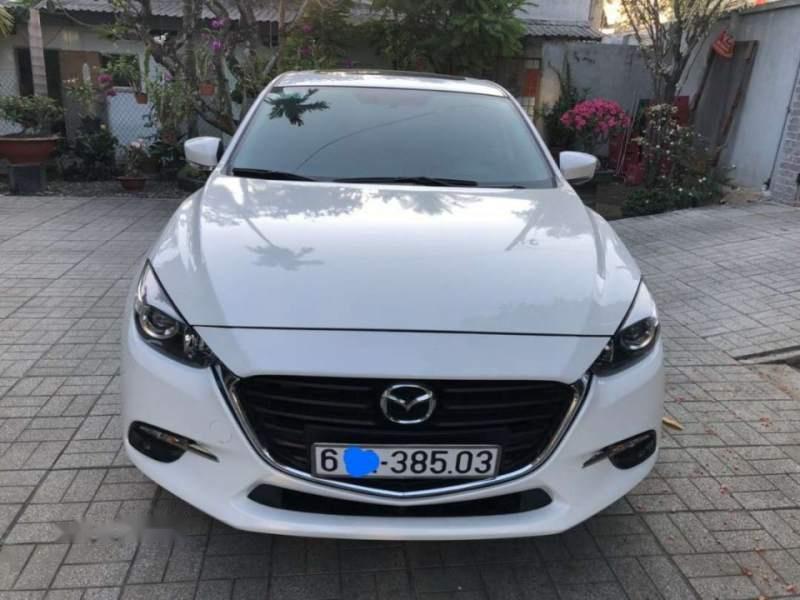 Mazda 3 2017 - Cần bán xe Mazda 3 năm sản xuất 2017, màu trắng