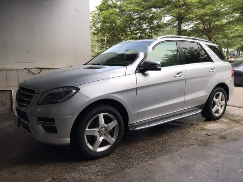 Mercedes-Benz ML Class  ML 400 AMG  2014 - Bán Mercedes ML 400 AMG đời 2014, màu bạc, xe nhập