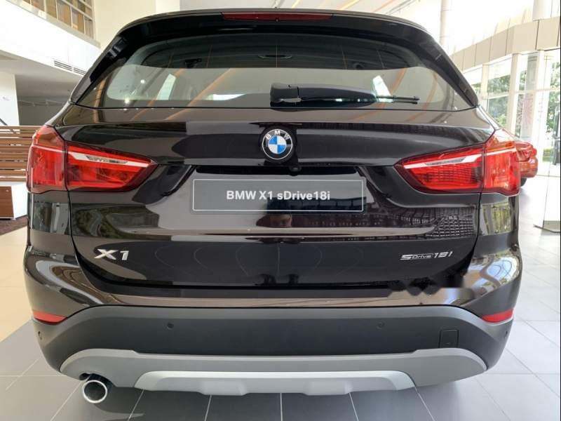 BMW X1   sDrive 1.8i 2019 - Cần bán BMW X1 sDrive 1.8i sản xuất 2019, màu đen, nhập khẩu