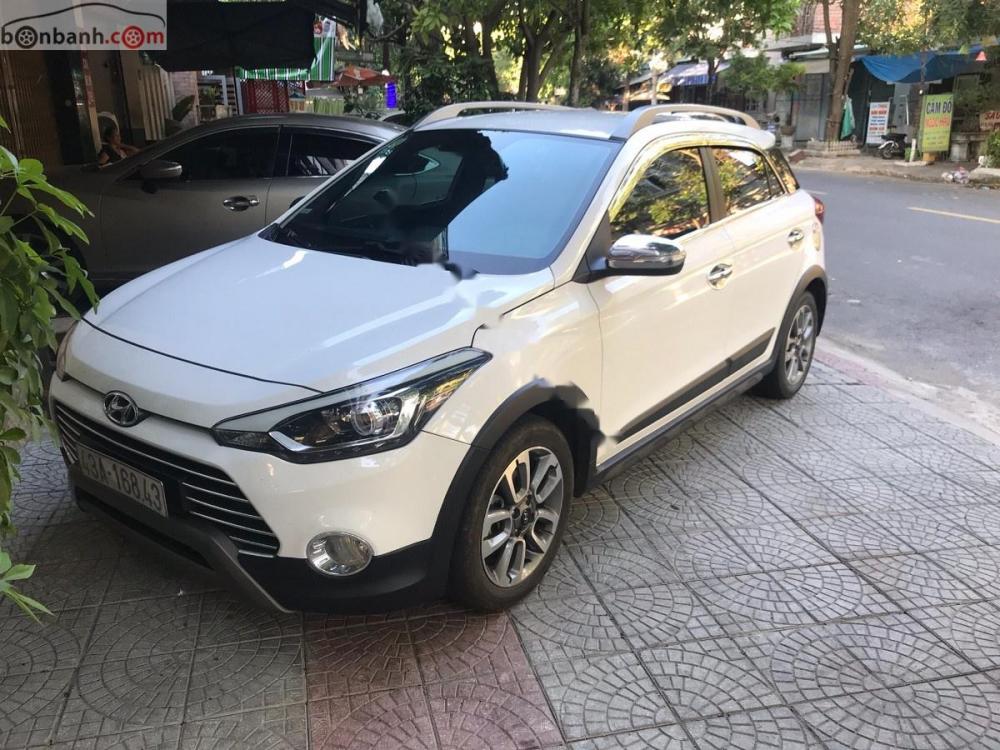 Hyundai i20 Active 2015 - Cần bán xe Hyundai i20 Active đời 2015, màu trắng, xe nhập xe gia đình, giá 500tr