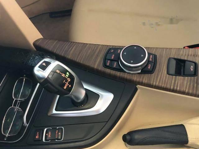 BMW 4 Series  420i Convertible 2016 - Bán xe BMW 4 Series 420i Convertible năm sản xuất 2016, màu đỏ