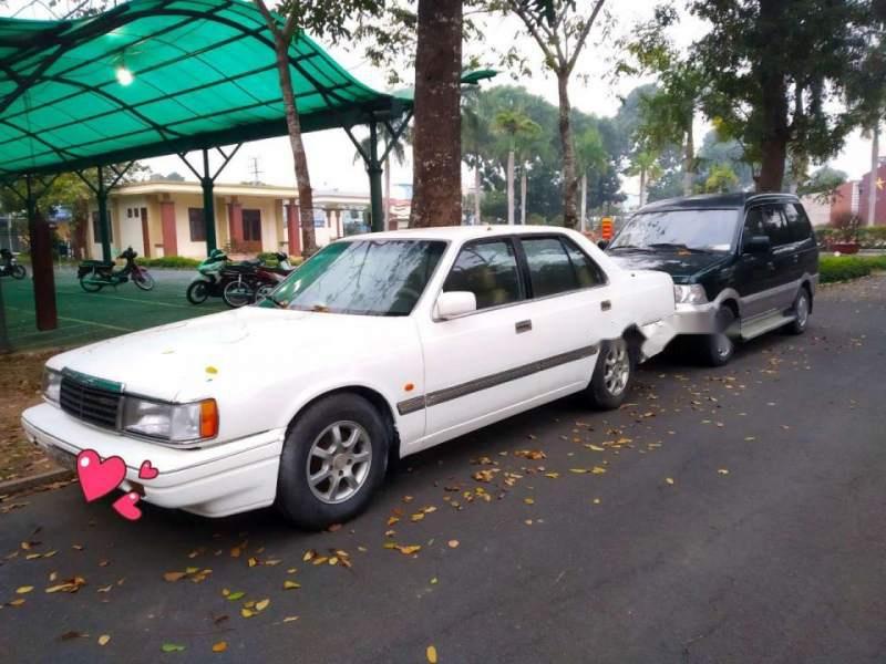 Mazda 929 1998 - Bán xe Mazda 929 đời 1998, màu trắng, xe nhập