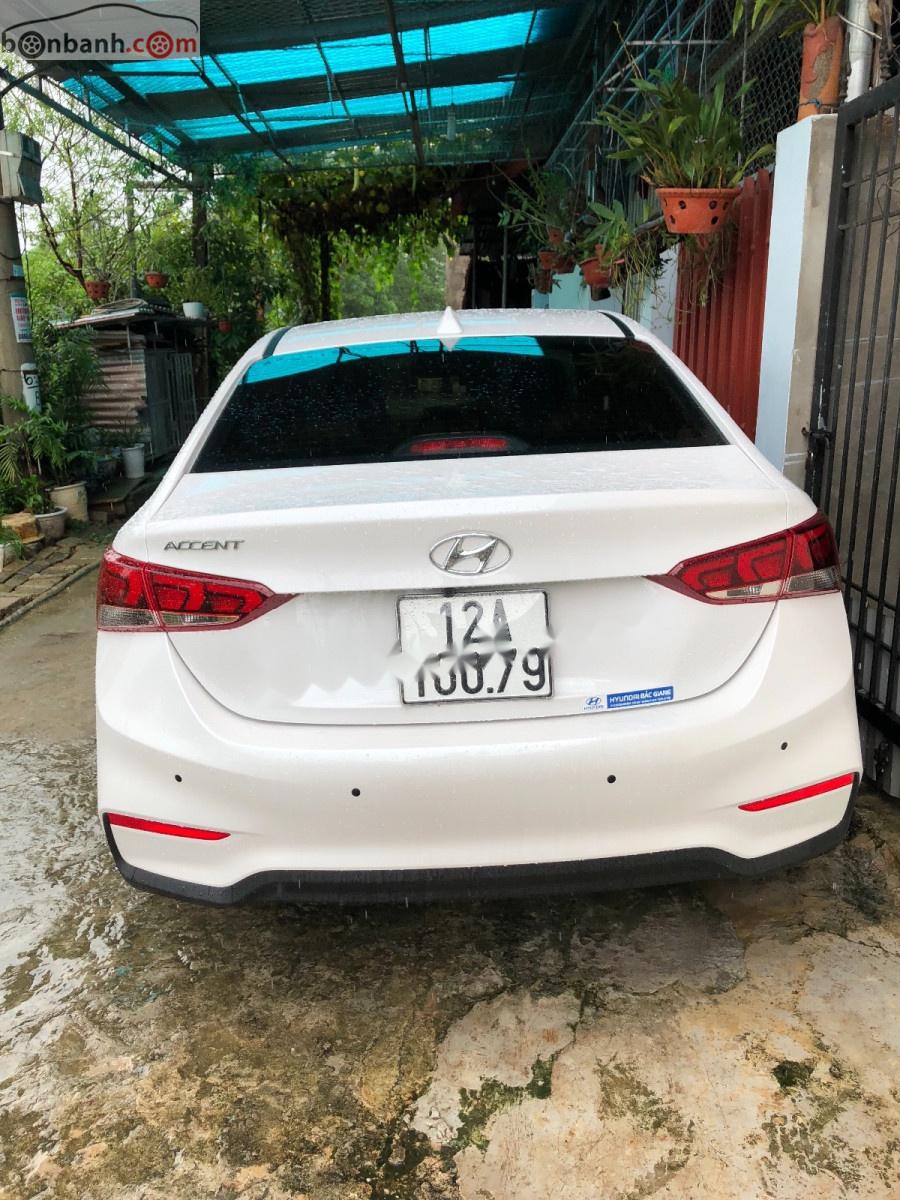 Hyundai Accent 1.4 AT 2018 - Bán ô tô Hyundai Accent 1.4 AT năm 2018, màu trắng, 570tr