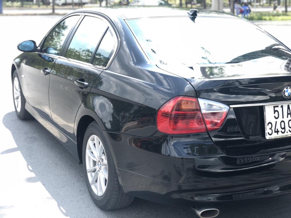 BMW 3 Series 320i  2007 - Bán BMW 3 Series năm 2007, màu đen, xe nhập, giá tốt 420 triệu