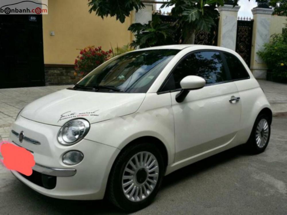 Fiat 500 2009 - Cần bán xe Fiat 500 sản xuất năm 2009, màu kem (be), Đk 2011