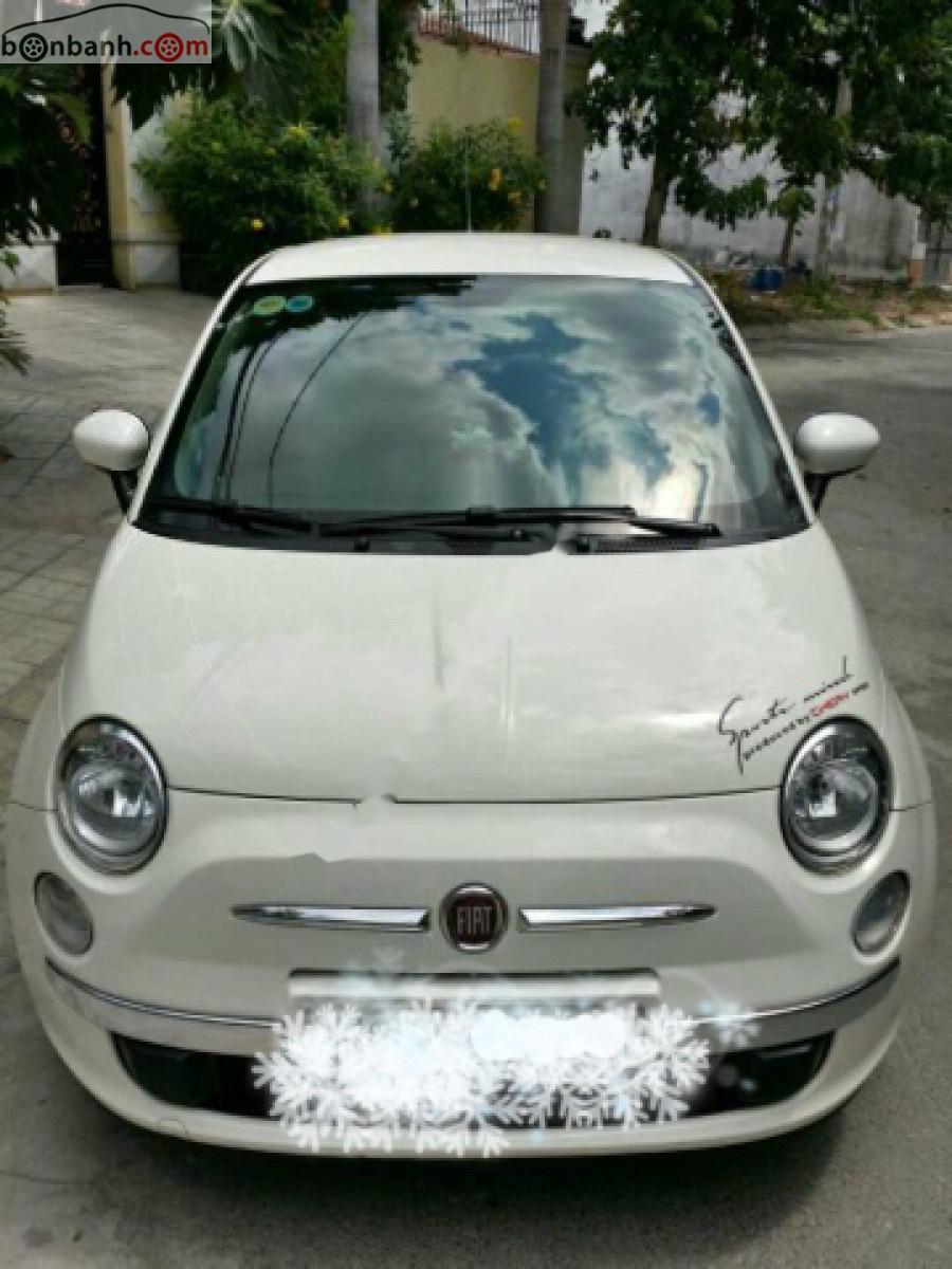 Fiat 500 2009 - Cần bán xe Fiat 500 sản xuất năm 2009, màu kem (be), Đk 2011