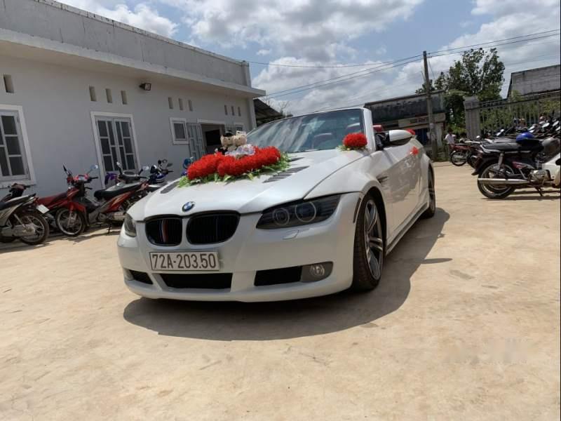 BMW 3 Series  335i  2008 - Bán BMW 335i 2008, màu trắng, xe nhập, chính chủ, 700 triệu