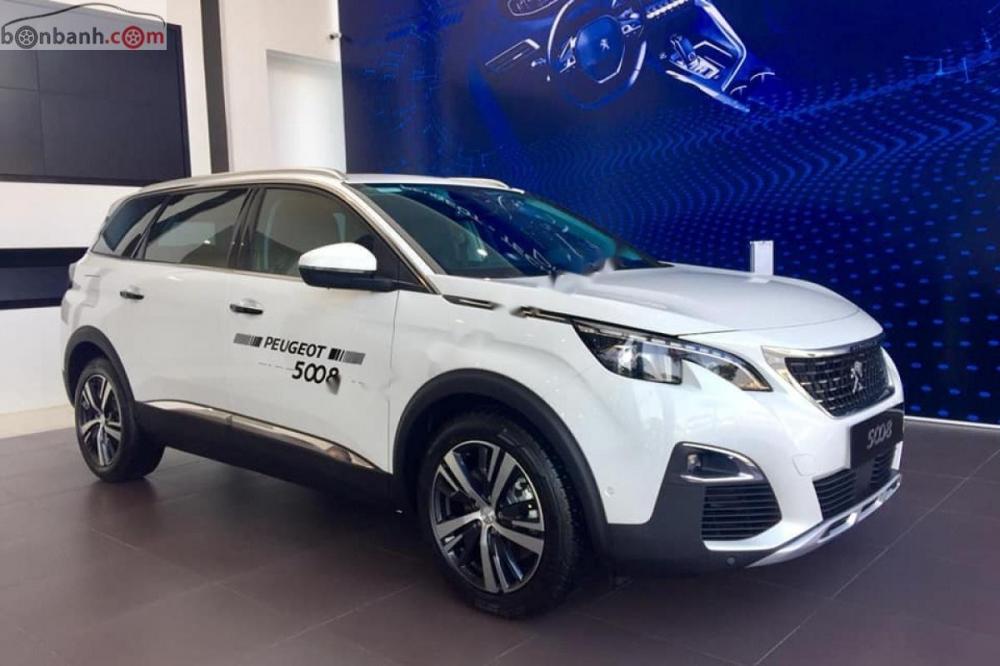 Peugeot 5008 1.6 AT 2018 - Bán xe Peugeot 5008 1.6 AT đời 2018, màu trắng