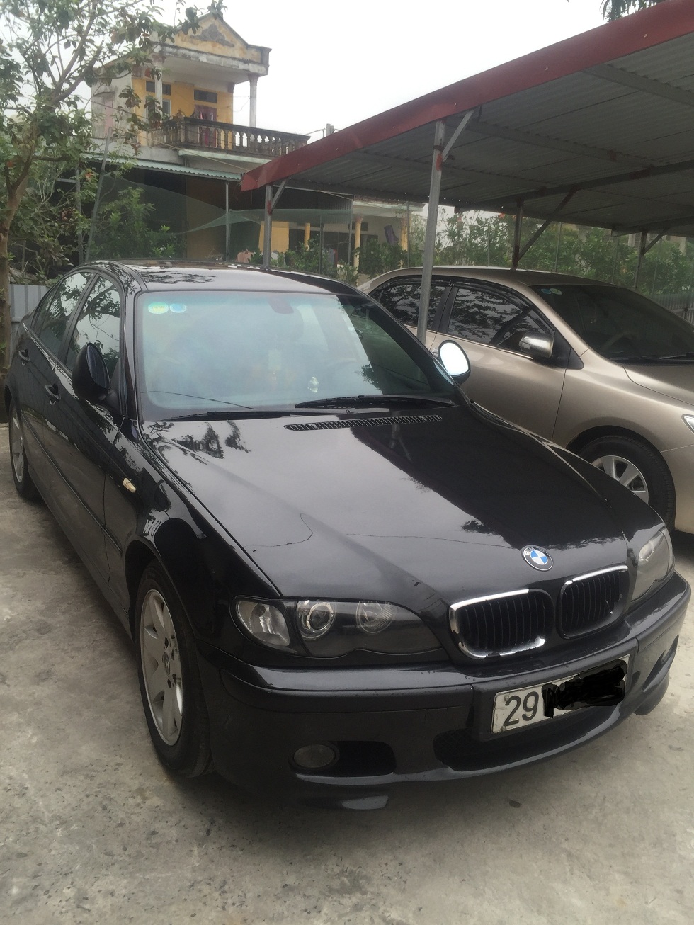 BMW 3 Series 2004 - Cần bán BMW 3 Series năm 2004, màu đen, xe nhập giá cạnh tranh