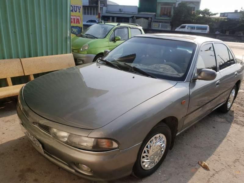 Mitsubishi Galant  MT 1993 - Bán xe Mitsubishi Galant 1993, xe mới đồng sơn nguyên xe