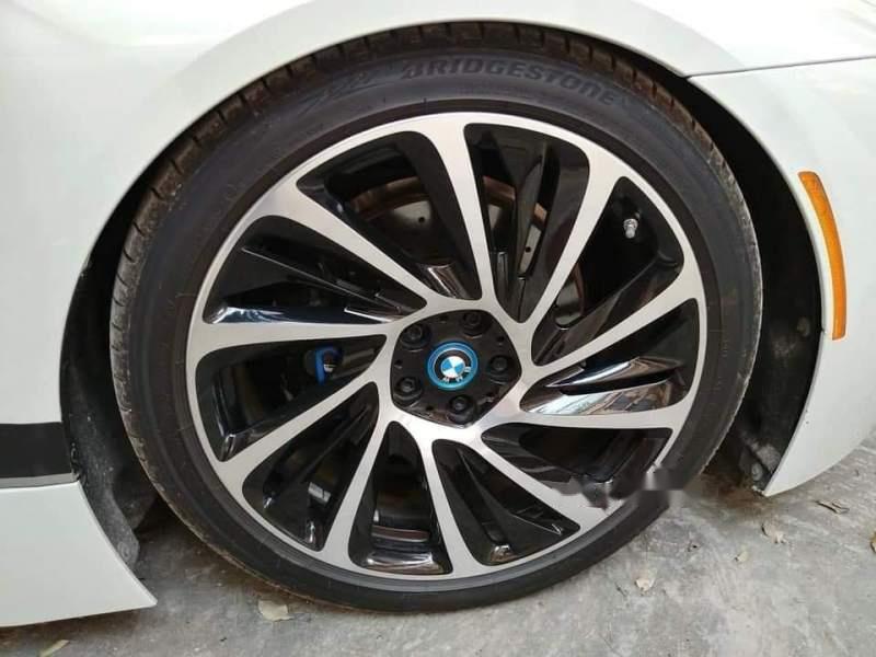 BMW i8 2014 - Cần bán lại xe BMW i8 sản xuất 2014, hai màu, xe nhập