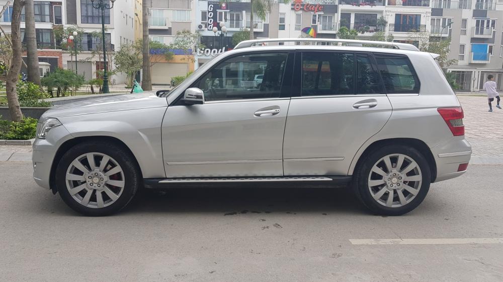 Mercedes-Benz GLK   300 2009 - Bán Mercedes GLK 300 đời 2009, màu bạc.