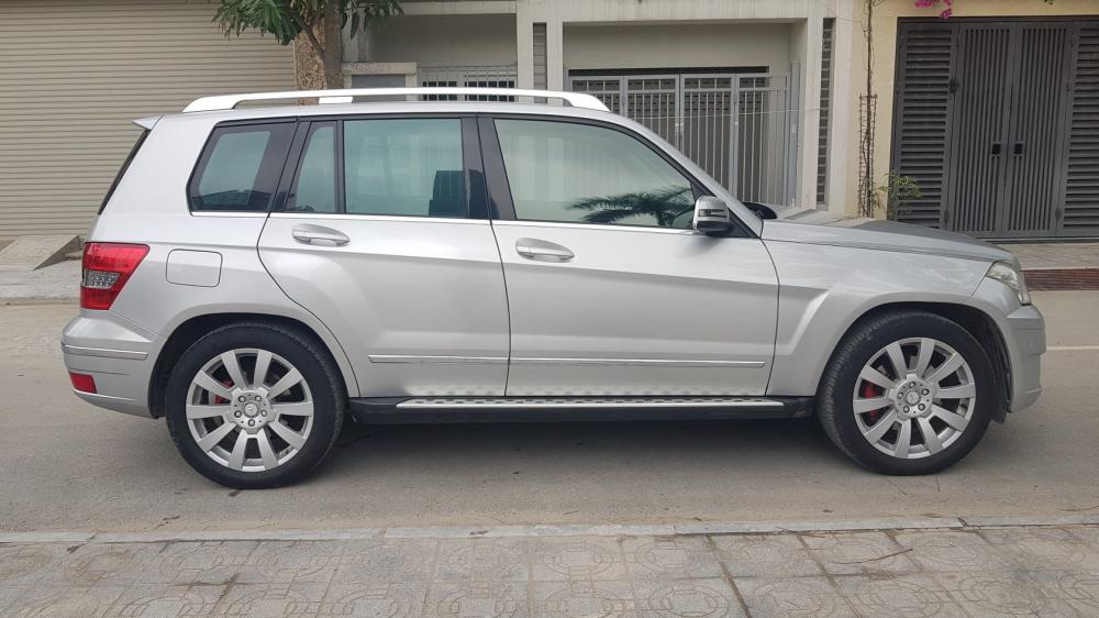 Mercedes-Benz GLK   300 2009 - Bán Mercedes GLK 300 đời 2009, màu bạc.