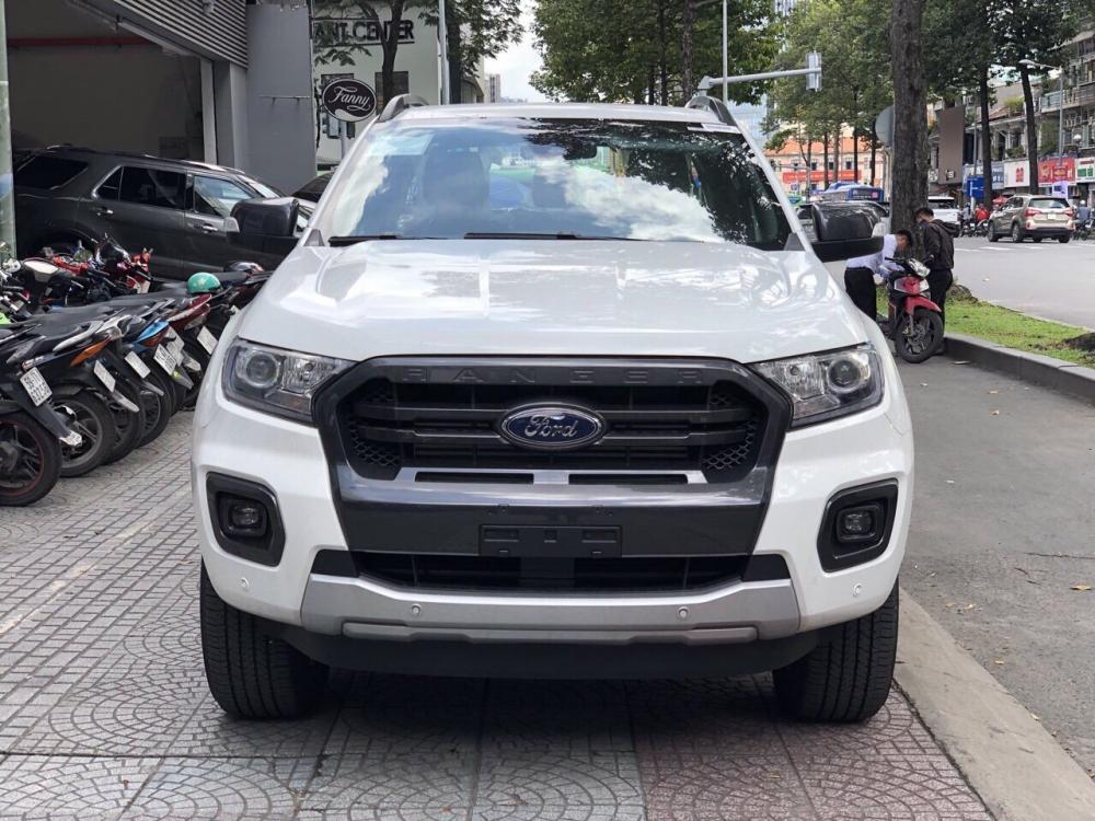 Ford Ranger Wildtrak 2.0L 2018 - Cần bán Ford Ranger Wildtrak 2.0L năm 2018, màu trắng, nhập khẩu nguyên chiếc