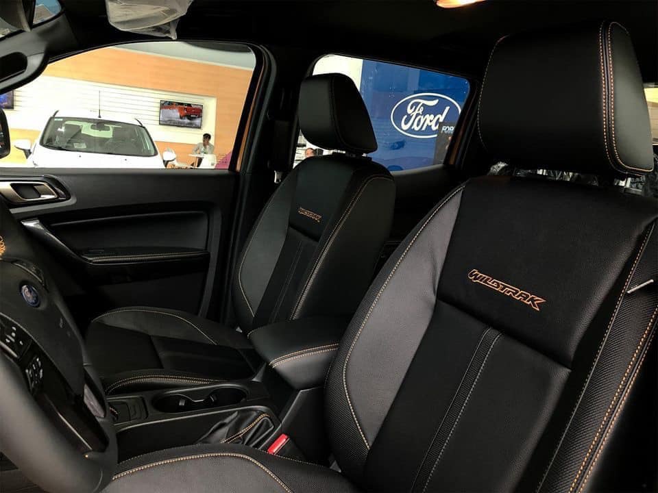 Ford Ranger Wildtrak 2.0L 2018 - Cần bán Ford Ranger Wildtrak 2.0L năm 2018, màu trắng, nhập khẩu nguyên chiếc