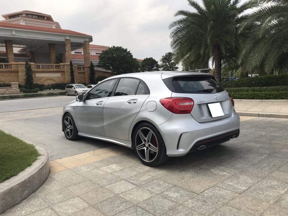 Mercedes-Benz A class A250 2015 - Cần bán xe Mercedes A250 Sport AMG 2015 màu bạc, nhập Châu Âu