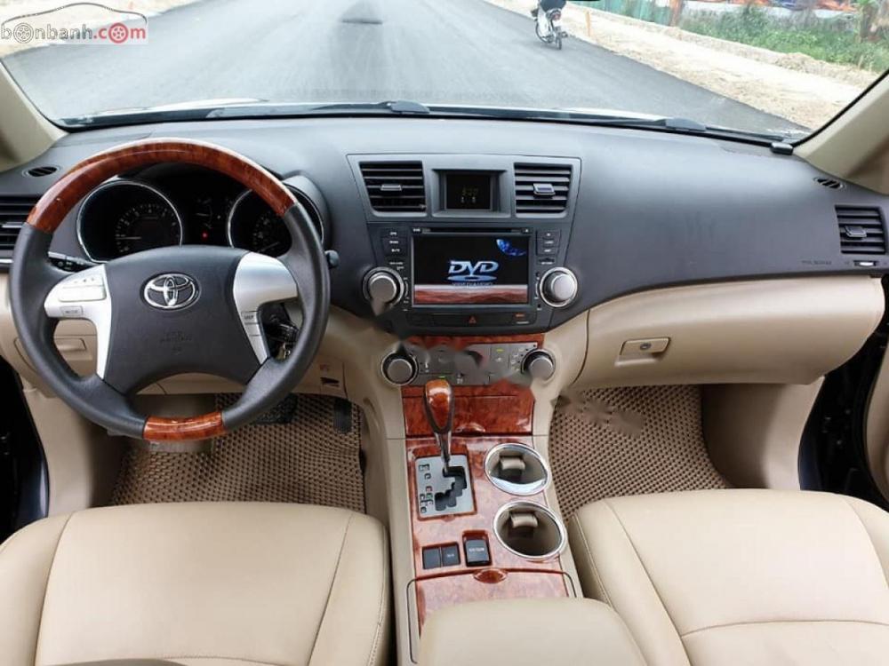 Toyota Highlander 2.7LE 2010 - Bán Toyota Highlander 2.7LE năm 2010, màu đen, nhập khẩu 