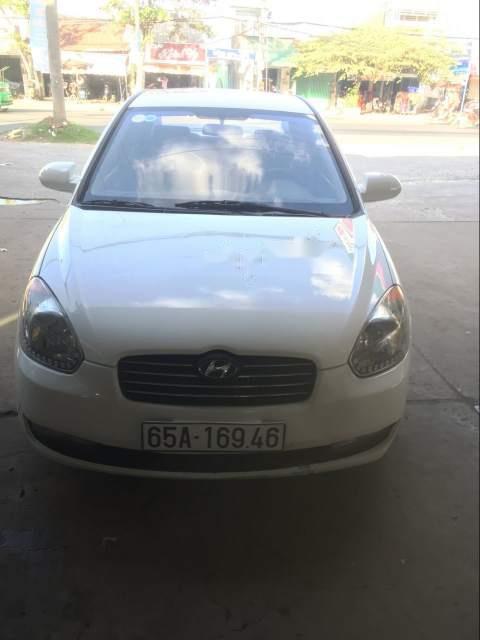 Hyundai Verna   2008 - Chính chủ bán Hyundai Verna đời 2008, màu trắng, xe nhập