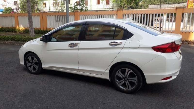 Honda City 2016 - Bán ô tô Honda City đời 2016, màu trắng, số tự động giá cạnh tranh