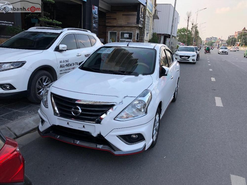 Nissan Sunny XV Premium 2019 - Cần bán xe Nissan Sunny XV Premium năm sản xuất 2019, màu trắng