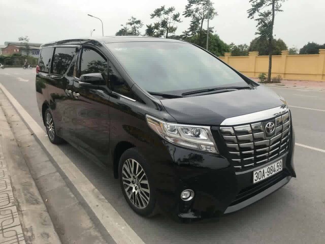 Toyota Alphard 2015 - MT Auto 88 Tố Hữu bán Toyota Alphard đời 2016, màu đen. LH Em Hương