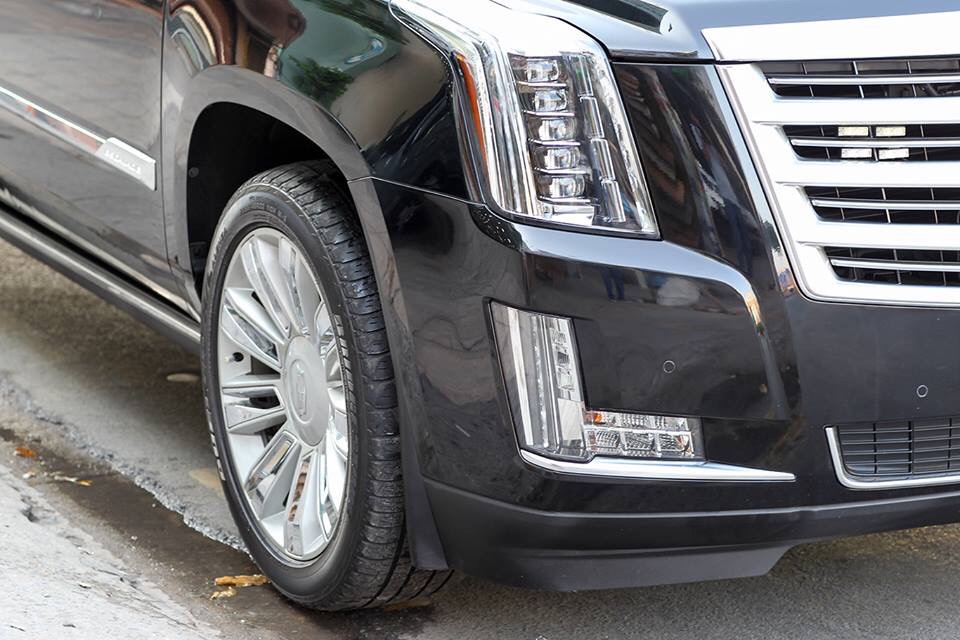 Cadillac Escalade 2015 - Bán xe Cadillac Escalade năm 2015, màu đen, xe gia đình