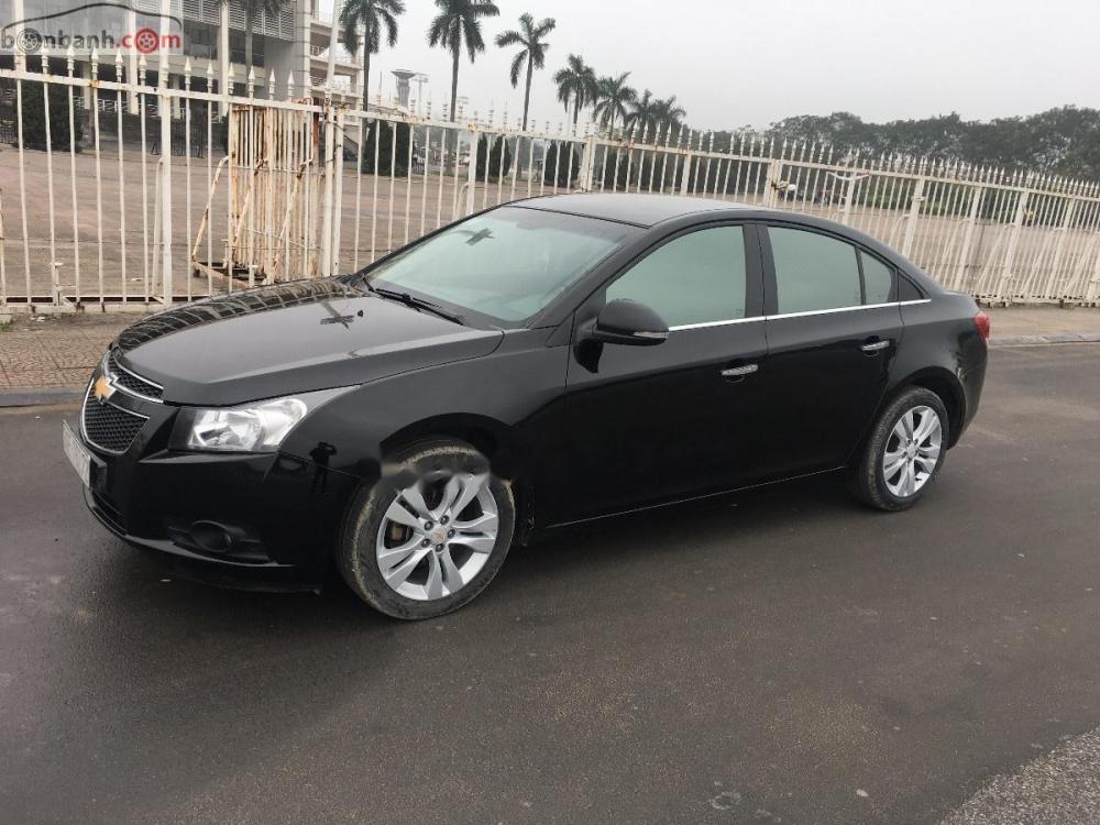 Chevrolet Cruze LTZ 2015 - Cần bán xe Chevrolet Cruze LTZ sản xuất 2015, màu đen  