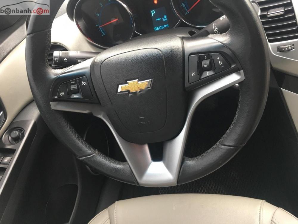 Chevrolet Cruze LTZ 2015 - Cần bán xe Chevrolet Cruze LTZ sản xuất 2015, màu đen  