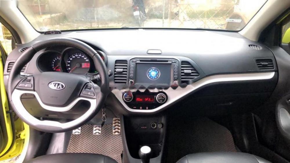 Kia Picanto S 1.25 MT 2013 - Bán ô tô Kia Picanto S 1.25 MT sản xuất năm 2013, màu vàng  