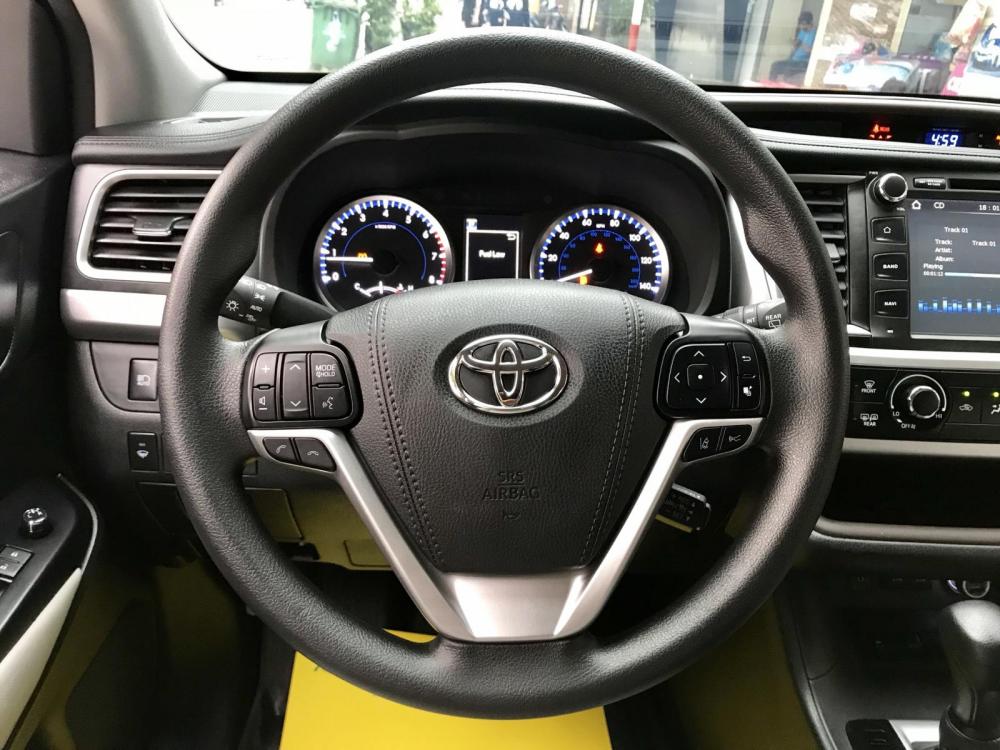 Toyota Highlander LE 2018 - Cần bán xe Toyota Highlander cũ đời 2018 màu đỏ đun, giá cực tốt. LH 093.798.2266