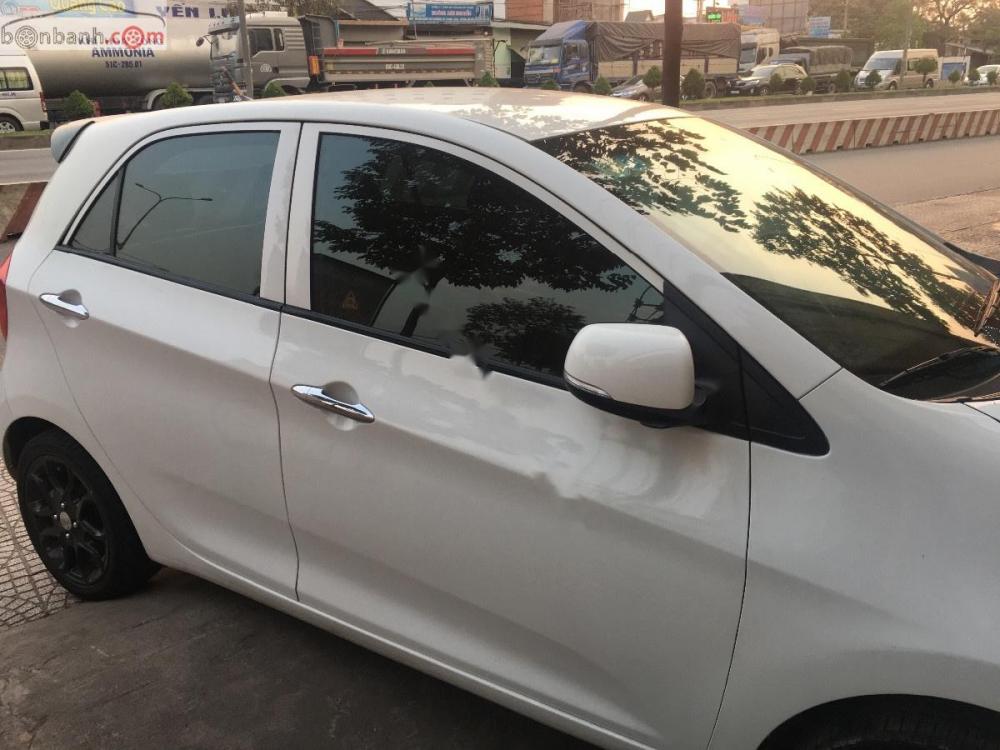 Kia Picanto AT 2013 - Bán xe Kia Picanto, đời 2013, số tự động, nữ sử dụng rất ít đi, còn tuyệt đẹp zin 100%