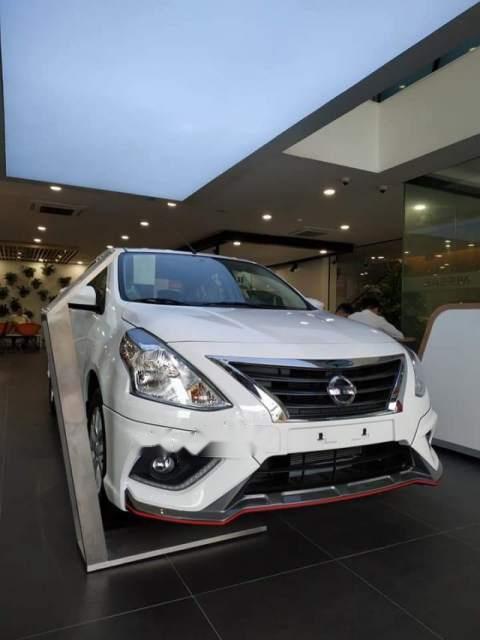 Nissan Sunny 2018 - Bán xe Nissan Sunny năm 2018, màu trắng, 395 triệu