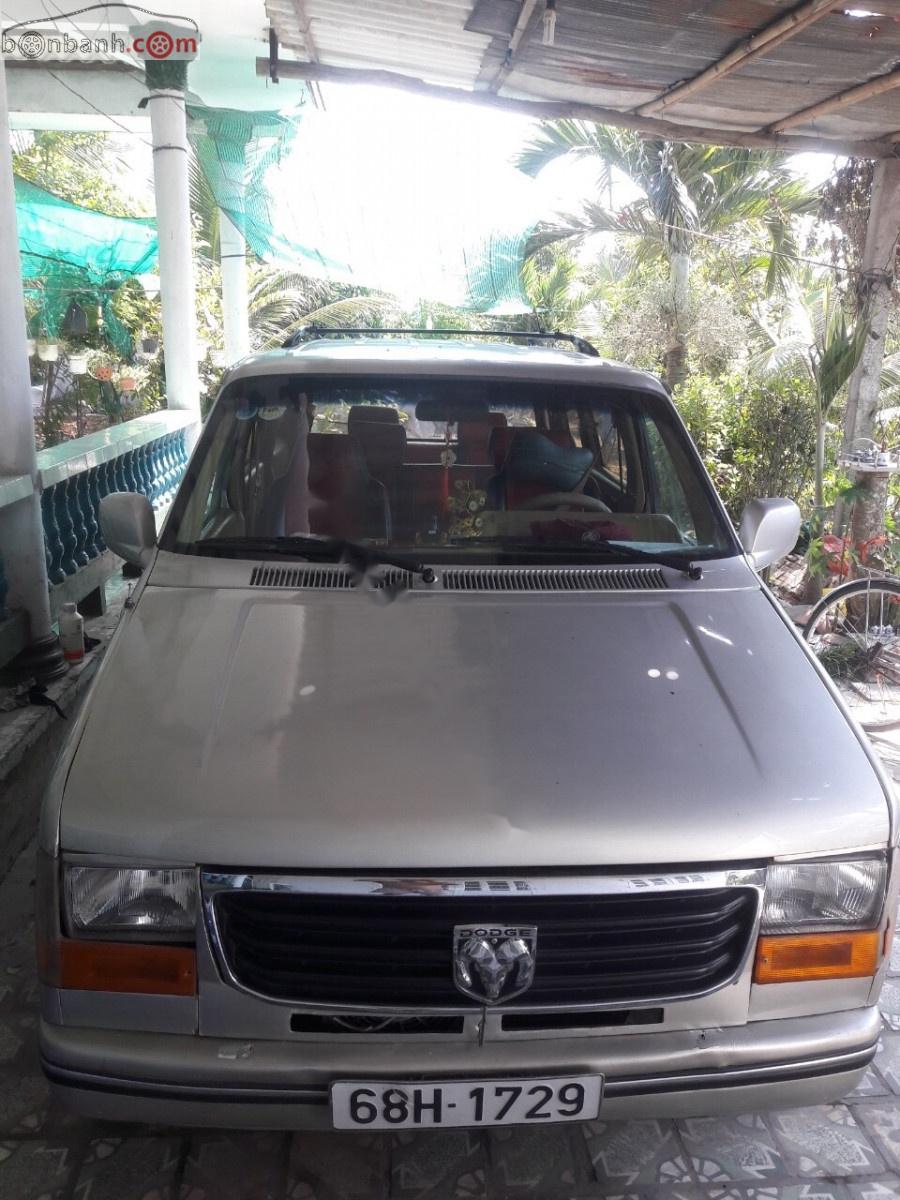 Dodge Caravan 1990 - Cần bán gấp Dodge Caravan năm 1990, màu vàng, phun xăng điện tử