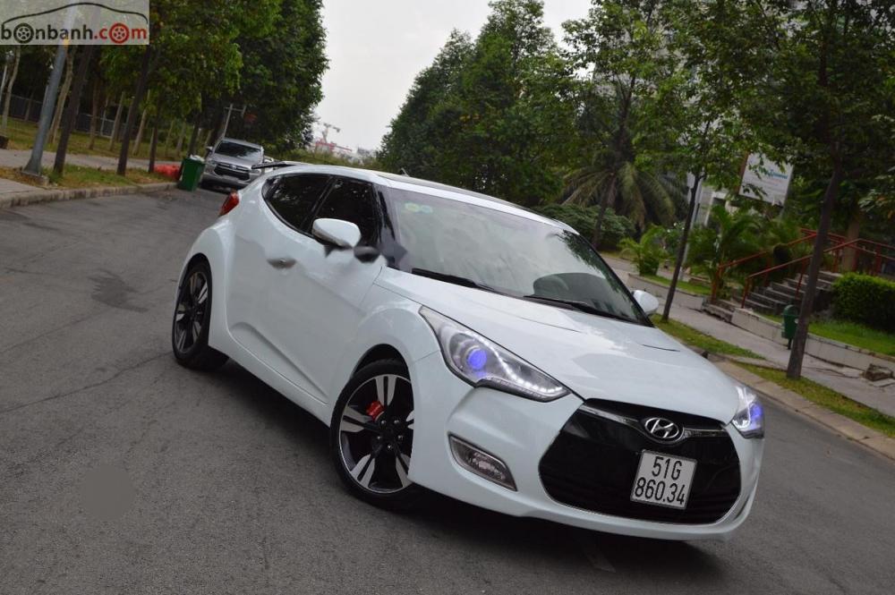 Hyundai Veloster Facelift 2012 - Bán Veloster bản Facelift màu trắng Sport 2012, nhập khẩu nguyên chiếc từ Hàn Quốc