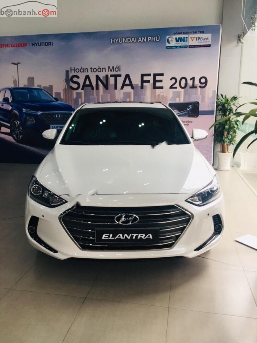 Hyundai Lantra 2.0 AT   2019 - Bán Elantra 2.0 đặc biệt 2019 - Đủ màu - Giao ngay