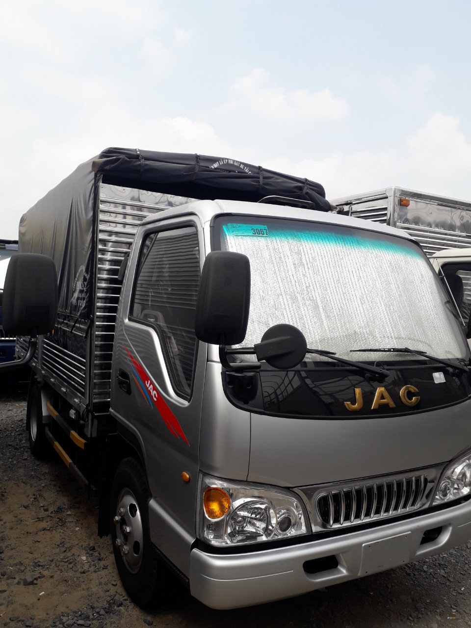 Xe tải 1 tấn - dưới 1,5 tấn 2018 - Xe Jac 1T25 thùng bạt giá khoảng 290tr rất chất lượng