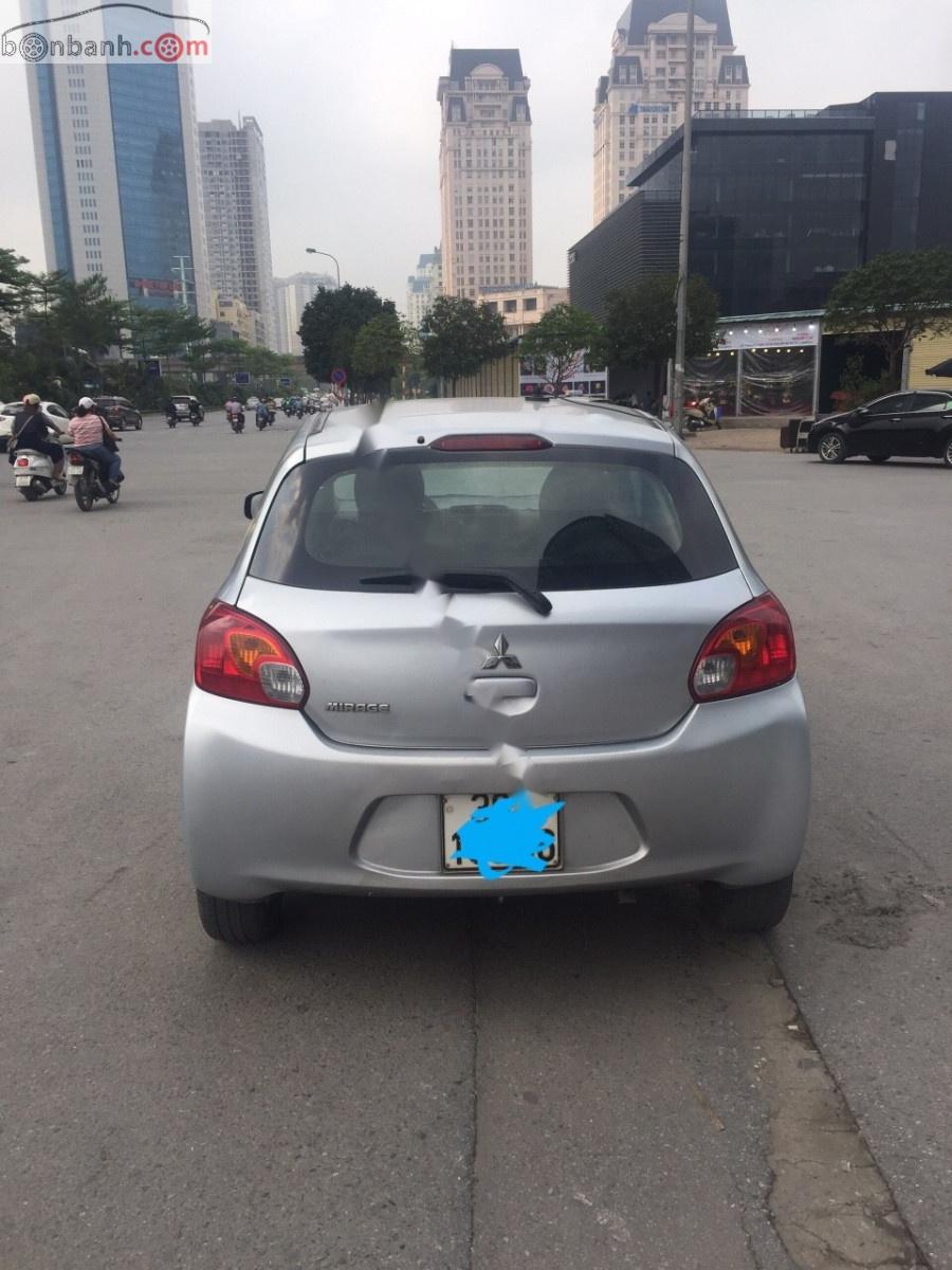 Mitsubishi Mirage 2014 - Cần bán xe Mitsubishi Mirage sản xuất 2014, màu bạc, nhập khẩu nguyên chiếc, giá tốt