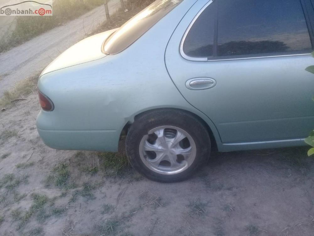 Nissan Bluebird 1994 - Bán ô tô Nissan Bluebird đời 1994, màu xanh lam, nhập khẩu nguyên chiếc