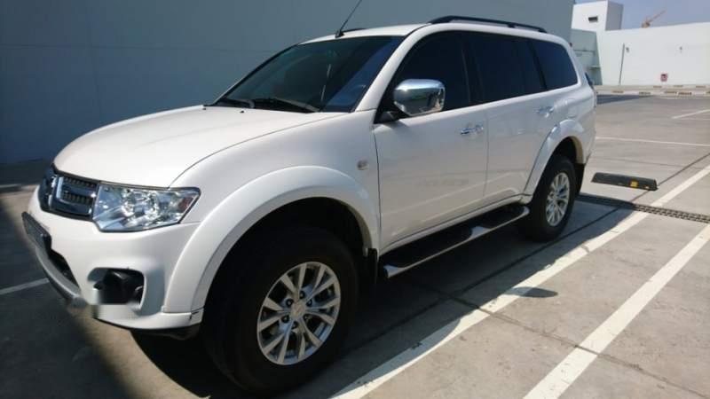 Mitsubishi Pajero   Sport 2.5MT 2016 - Bán Mitsubishi Pajero Sport 2.5MT sản xuất năm 2016, màu trắng giá cạnh tranh