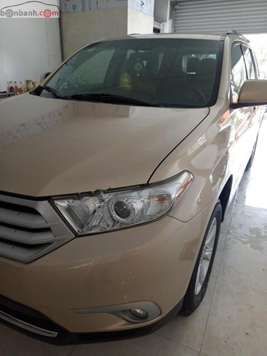 Toyota Highlander SE 2.7 2011 - Bán ô tô Toyota Highlander SE 2.7 đời 2011, xe nhập chính chủ