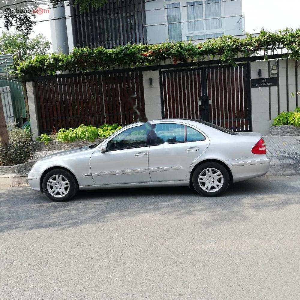 Mercedes-Benz E class E280 2005 - Cần bán lại xe Mercedes E280 đời 2005, màu bạc chính chủ