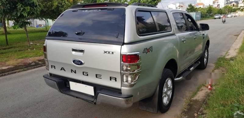 Ford Ranger  XLT   2013 - Bán Ford Ranger màu bạc, số sàn 2 cầu điện, Sx 2013