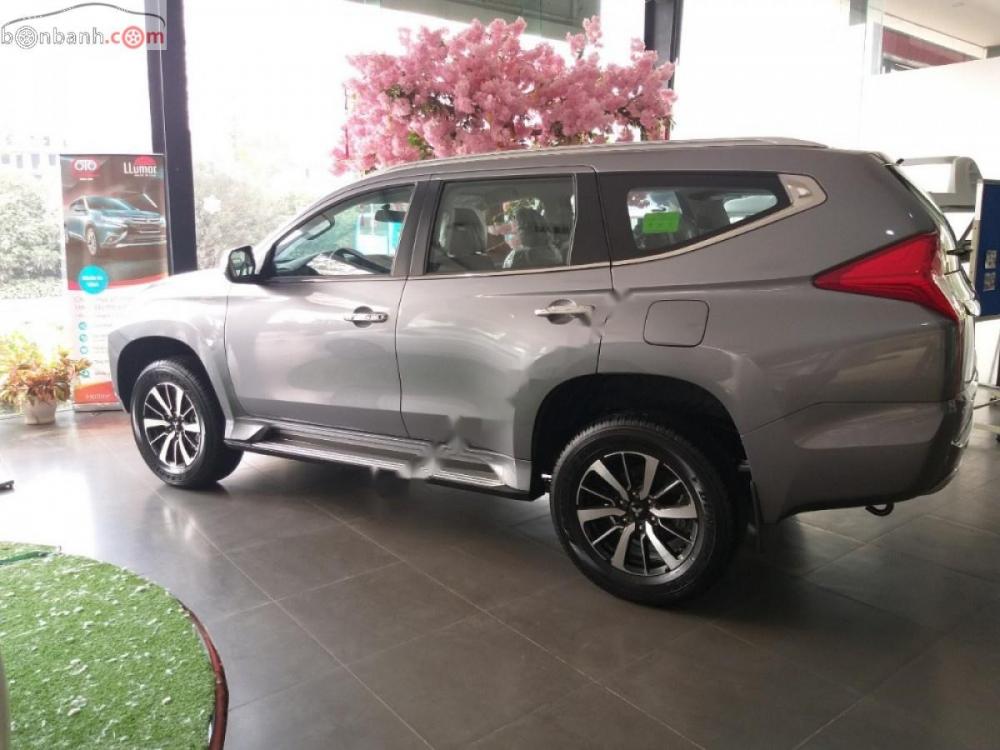 Mitsubishi Pajero Sport 2018 - Bán xe Mitsubishi Pajero Sport đời 2018, màu xám, nhập khẩu