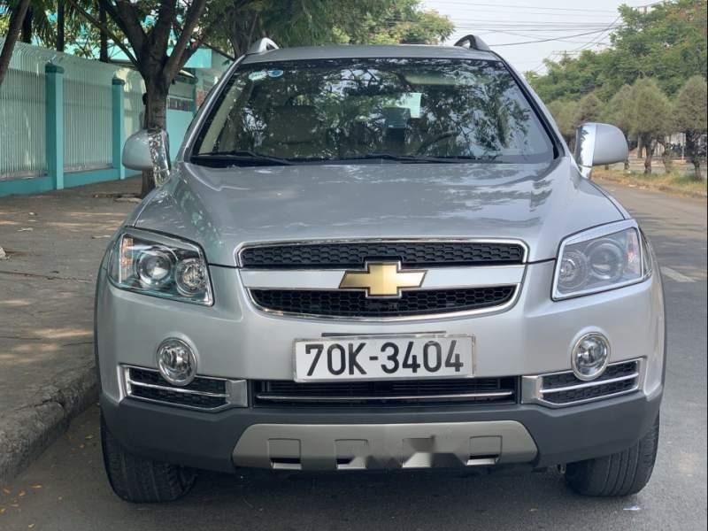 Chevrolet Captiva   Maxx  2009 - Bán Chevrolet Captiva Maxx đời 2009, màu bạc, 310tr