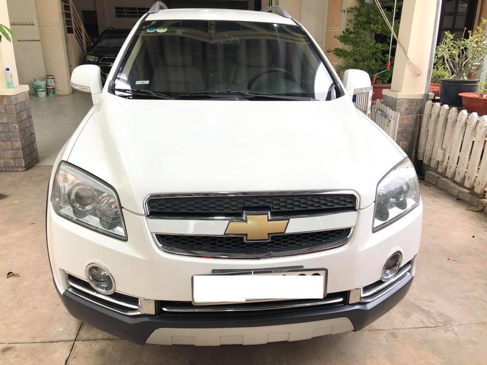 Chevrolet Captiva LTZ 2009 - Nhà cần bán Captiva 2009 LTZ, số tự động, màu trắng