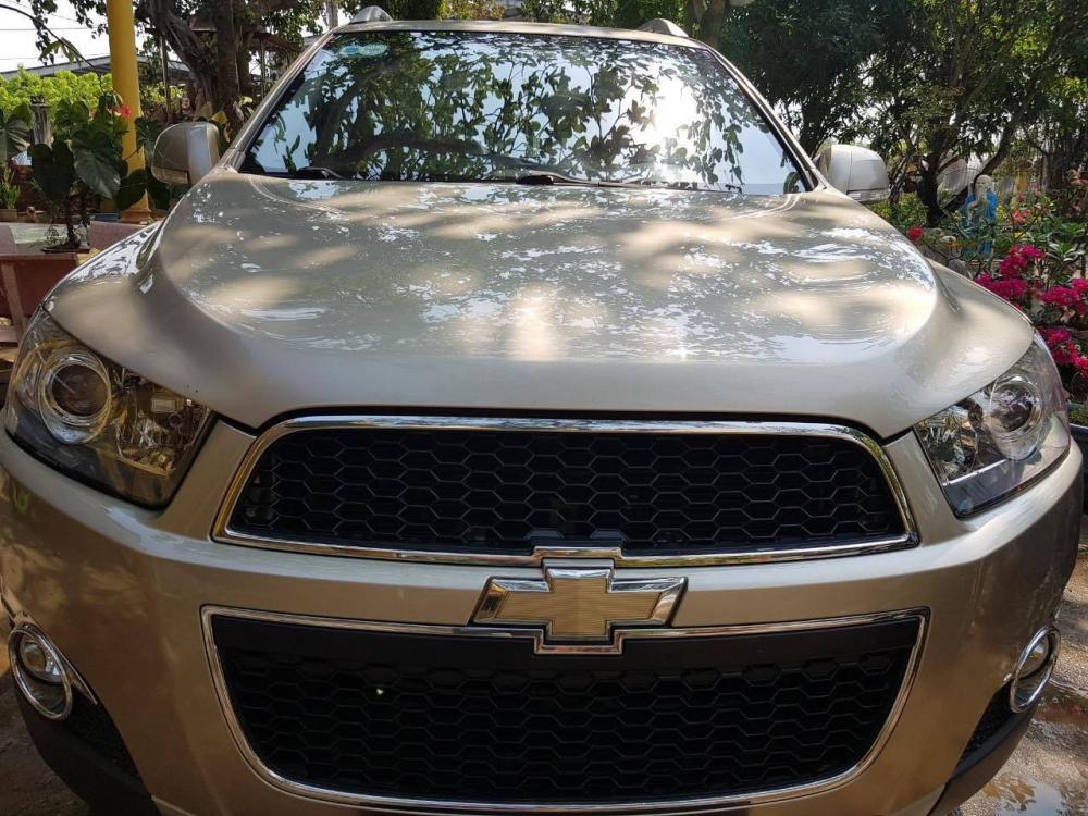 Chevrolet Captiva 2012 - Bán Chevrolet Captiva năm sản xuất 2012, màu vàng