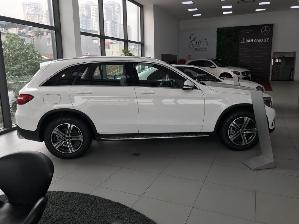 Mercedes-Benz GLC-Class GLC200 2018 - Mercedes-Benz GLC200 siêu lướt 1000km, biển thành phố, hoá đơn công ty giá tốt LH 0965075999