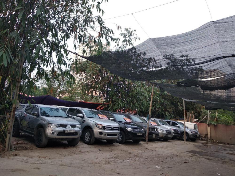 Mitsubishi Triton GLS AT 4x4  2013 - Bán Mitsubishi Triton đời 2014, AT, 4X4, màu bạc, xe nhập