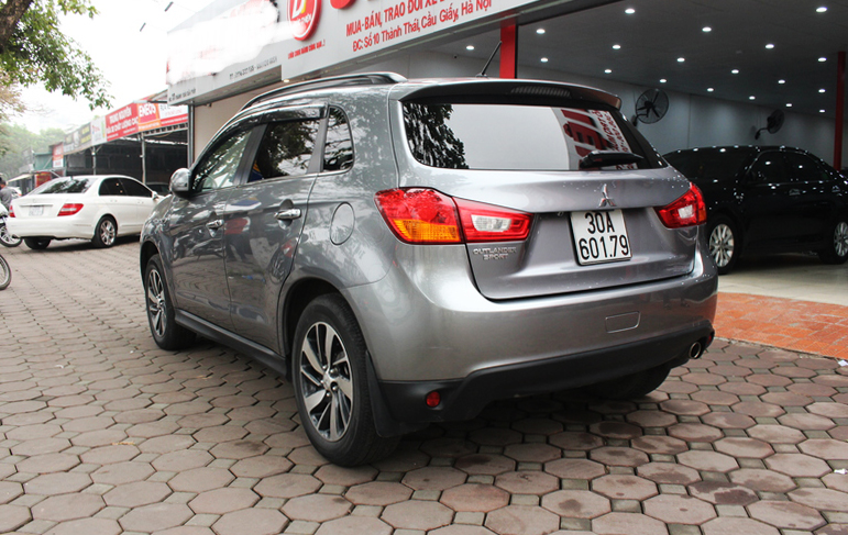 Mitsubishi Outlander 2.0 2014 - Bán Mitsubishi Outlander 2.0 đời 2014 - ☎ 091 225 2526