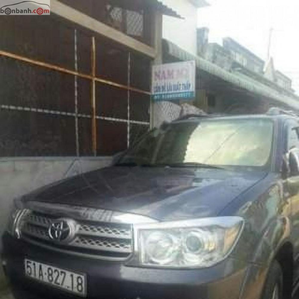 Toyota Fortuner 2.5G 2009 - Chính chủ bán Toyota Fortuner 2009 số sàn, máy dầu, màu xám đen, toàn bộ còn zin